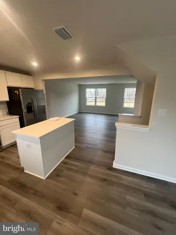 $3,000 | 1180 West Walnut Road, Vineland, NJ 08360