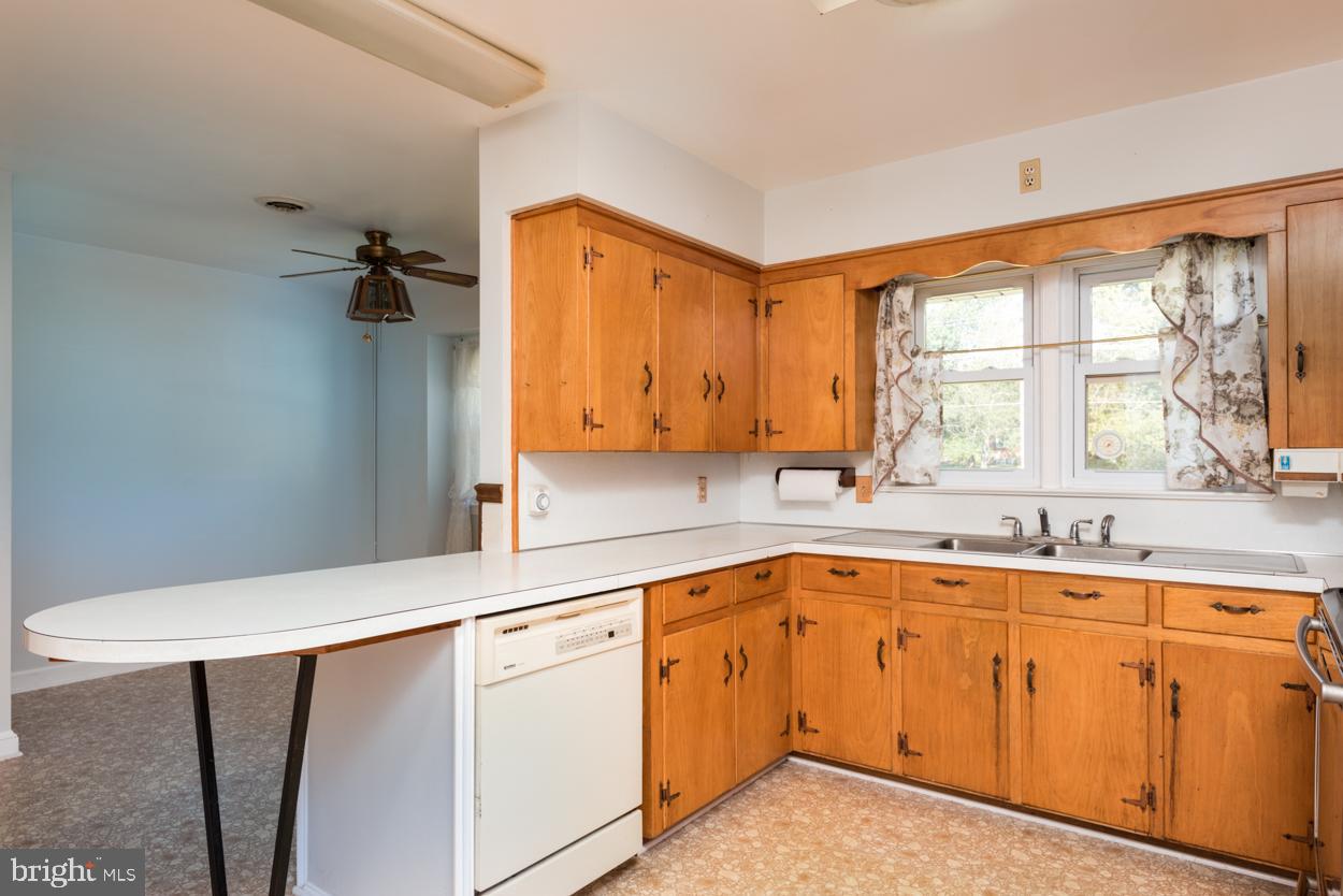 6501 Balls Mill Road Midland, VA 22728 - Photo 8 of 36 Gallery Image 8