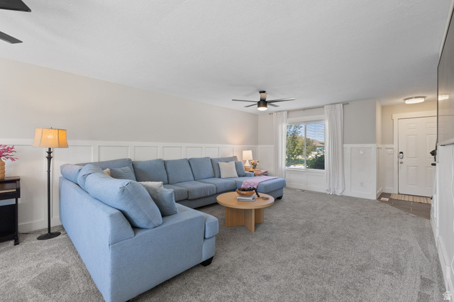2112 Cassidy Way Eagle Mountain, UT 84005 - Photo 4 of 40