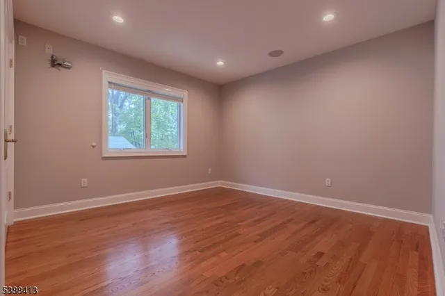 $6,000 | 567 Mountain Avenue, Springfield, NJ 07081