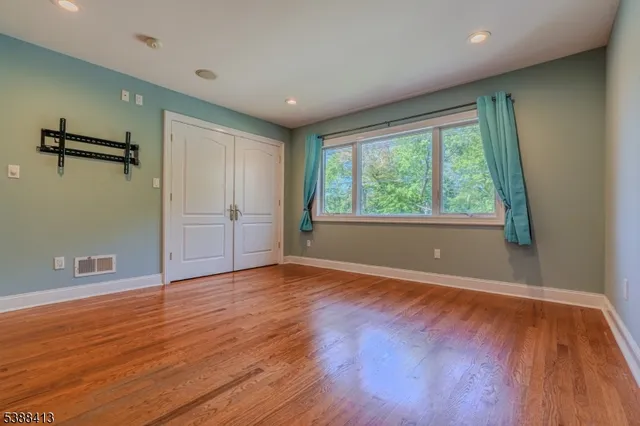 $6,000 | 567 Mountain Avenue, Springfield, NJ 07081