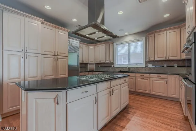 $6,000 | 567 Mountain Avenue, Springfield, NJ 07081