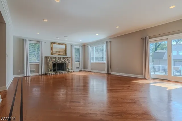 $6,000 | 567 Mountain Avenue, Springfield, NJ 07081