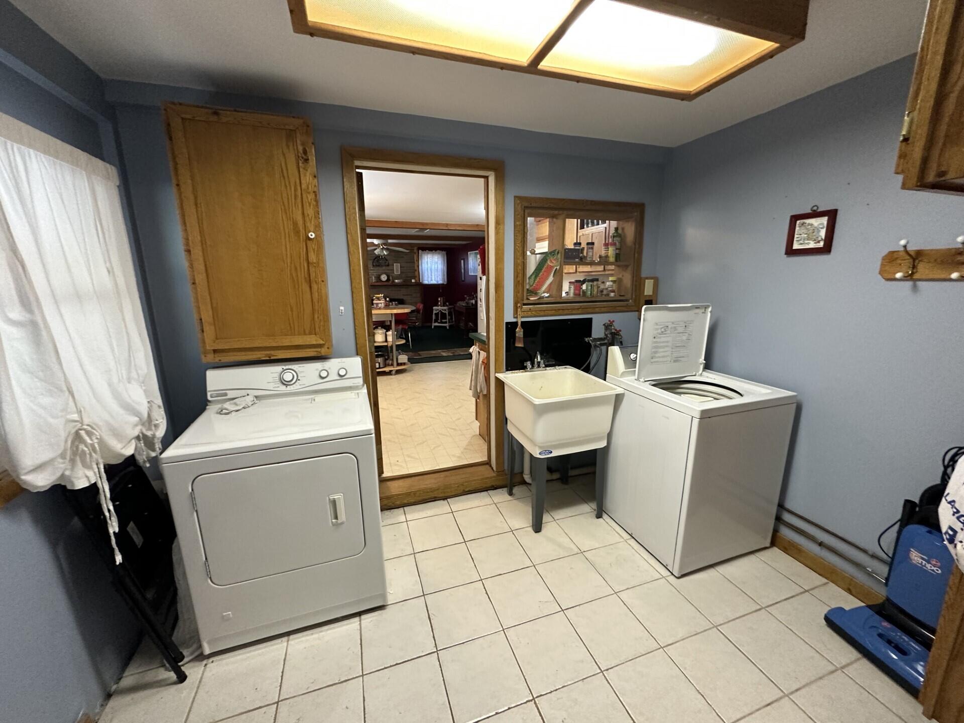 699 Russell Road Grayling, MI 49738 - Photo 13 of 29 Gallery Image 13
