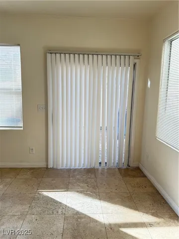 $1,650 | 7977 Duneville Street, Las Vegas, NV 89139