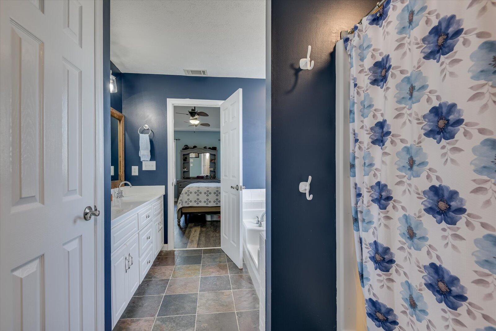 524 Ridgecliff Court North Augusta, SC 29841 - Photo 26 of 47 26-126-DSC_3332LRenfused