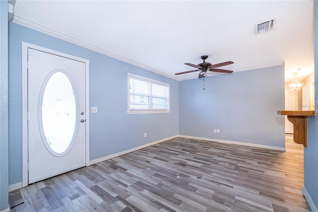 437 Oregon Avenue St. Cloud, FL 34769 - Photo 10 of 39