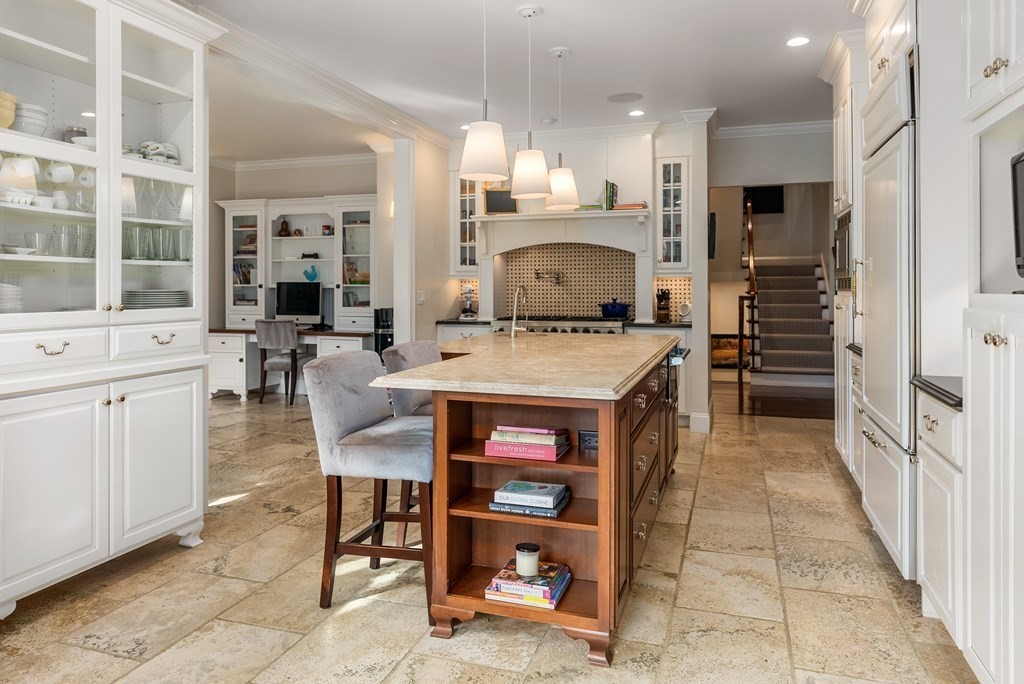 7 Beard Way Needham, MA 02492 - Photo 11 of 42