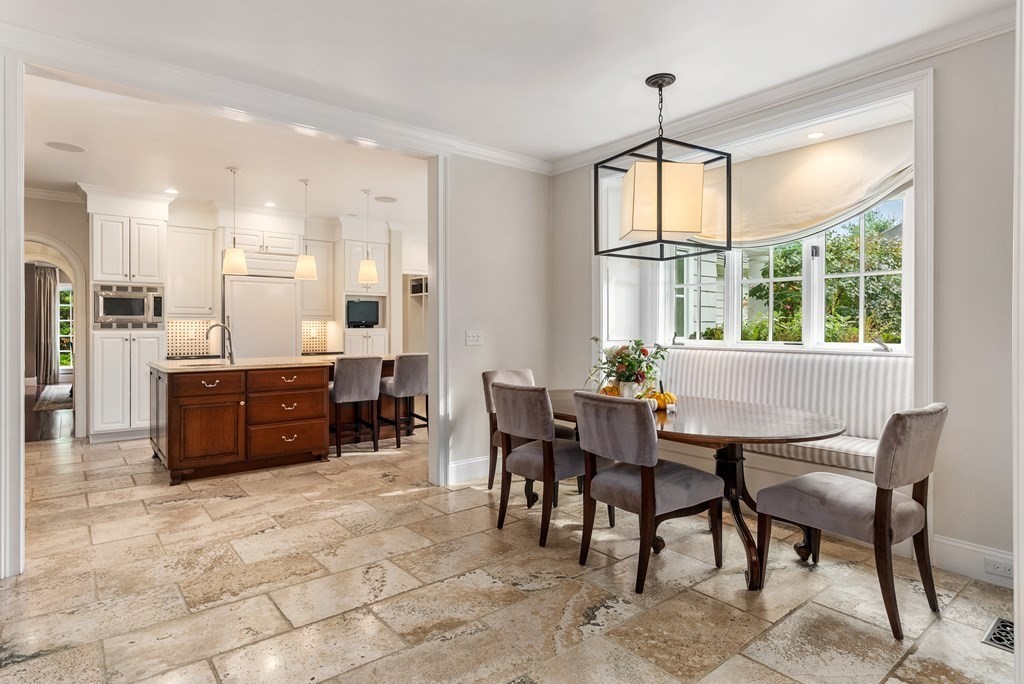 7 Beard Way Needham, MA 02492 - Photo 12 of 42