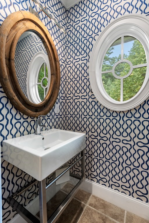 7 Beard Way Needham, MA 02492 - Photo 23 of 42