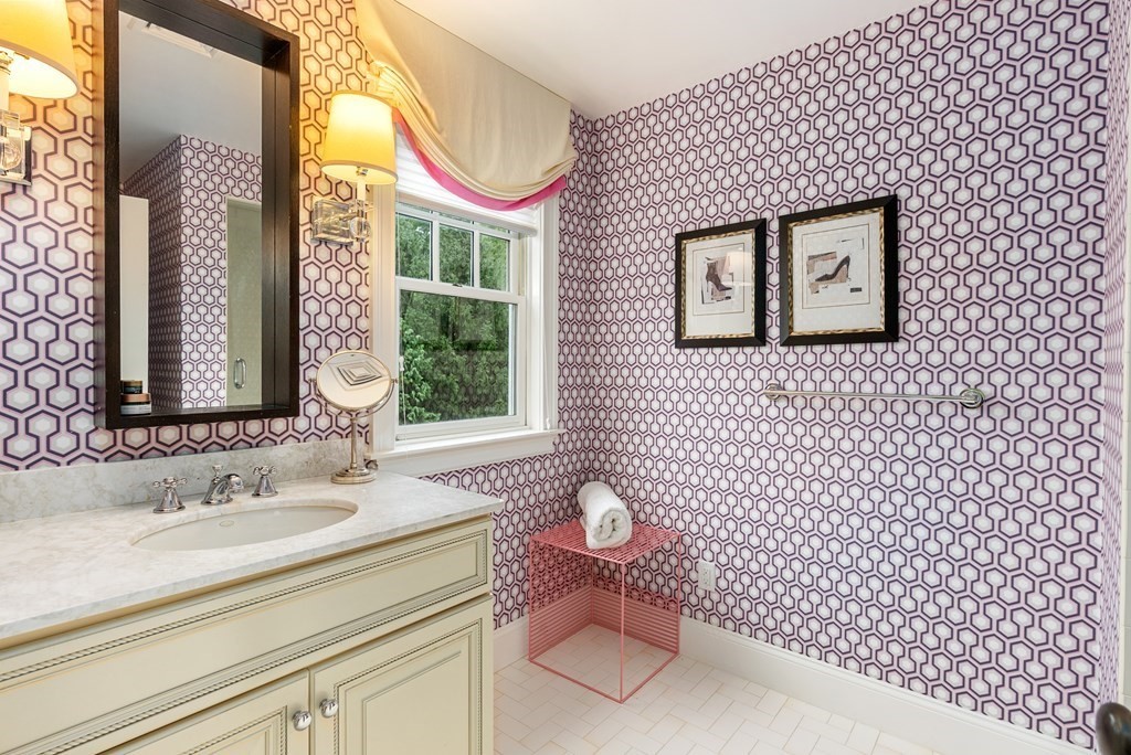 7 Beard Way Needham, MA 02492 - Photo 30 of 42