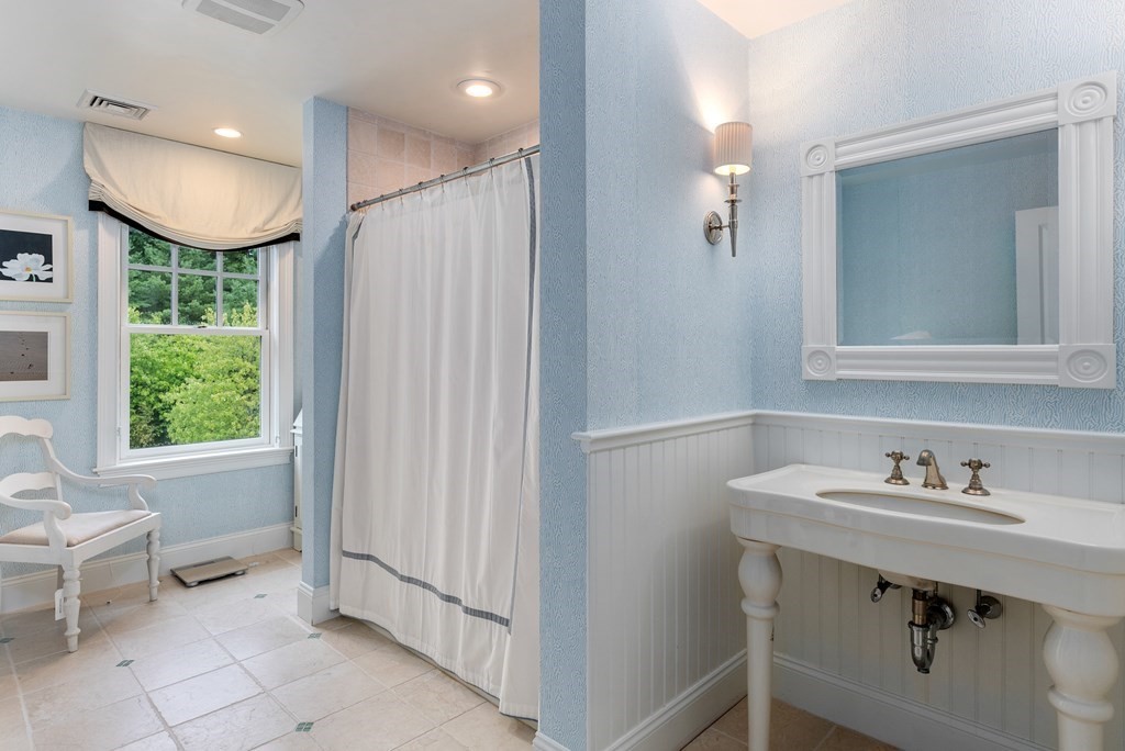 7 Beard Way Needham, MA 02492 - Photo 32 of 42