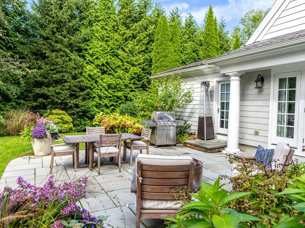 7 Beard Way Needham, MA 02492 - Photo 36 of 42