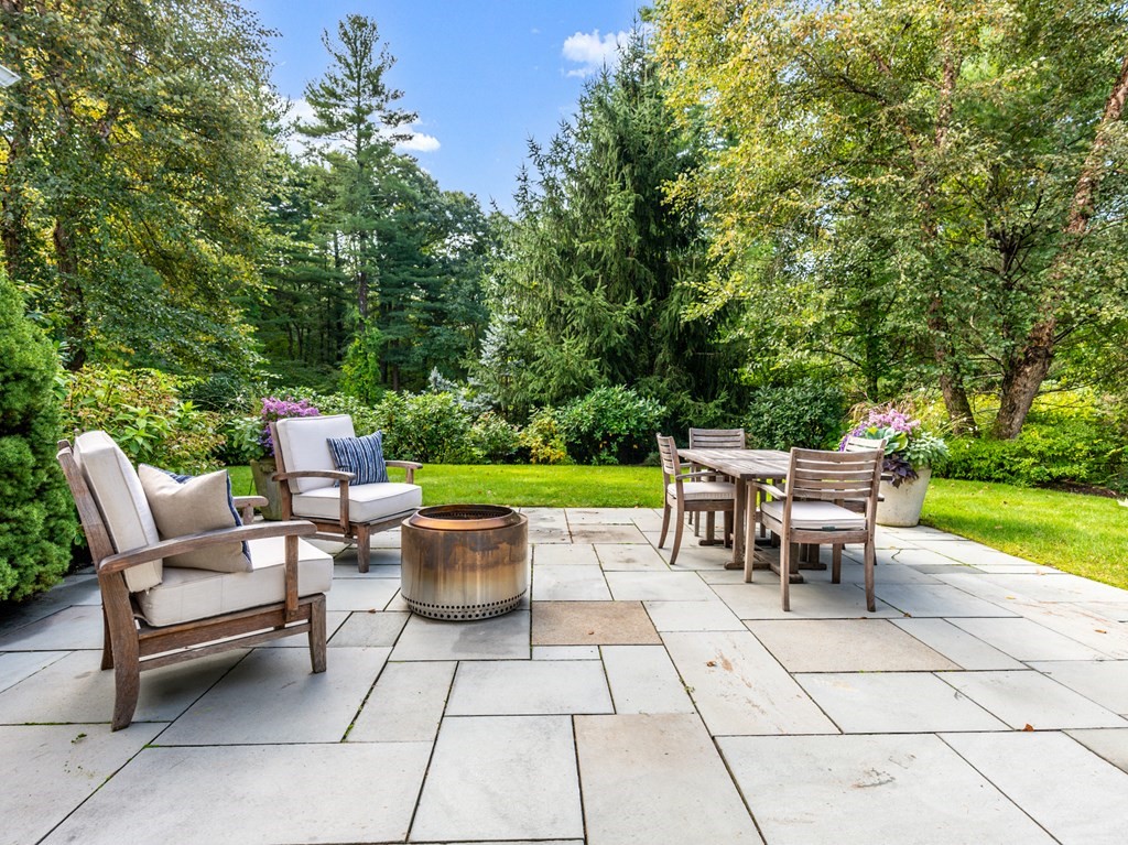 7 Beard Way Needham, MA 02492 - Photo 37 of 42