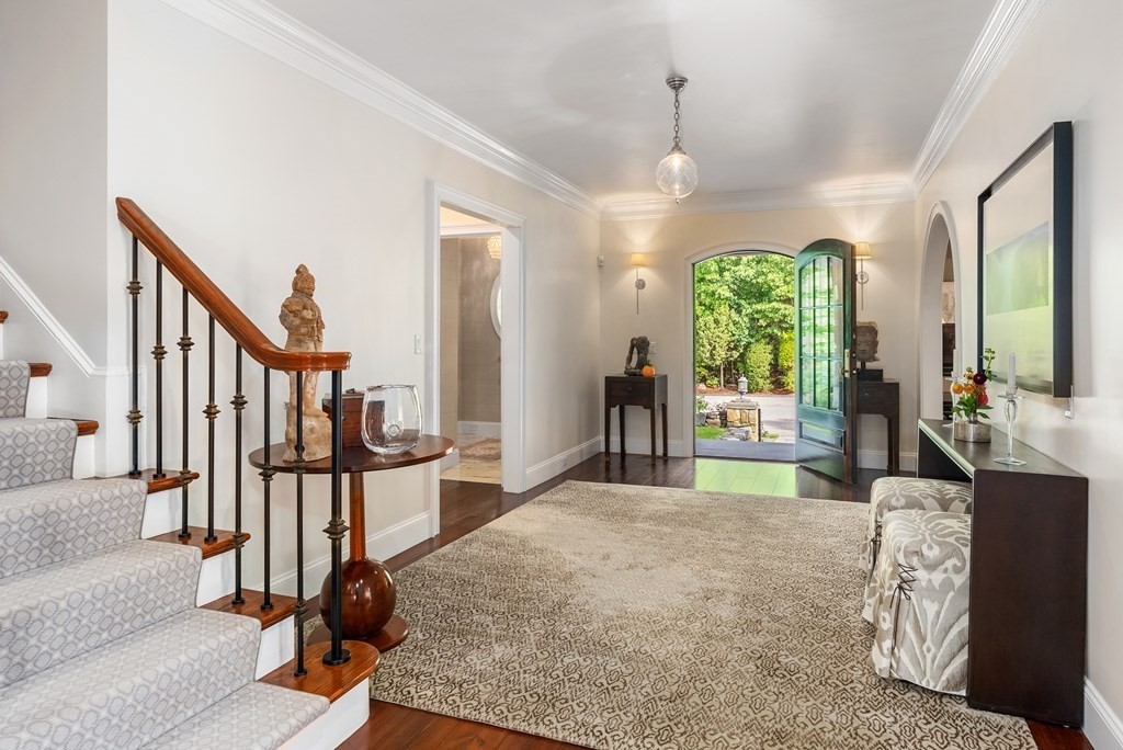 7 Beard Way Needham, MA 02492 - Photo 4 of 42