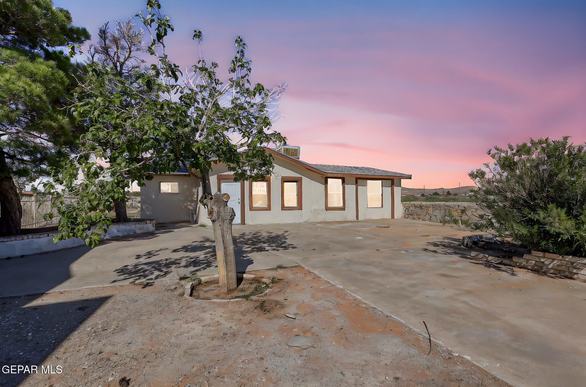 14573 B Van Fleet Road El Paso, TX 79938 - Photo 118 of 128 126-web-or-mls-IMG_6457 day to dusk