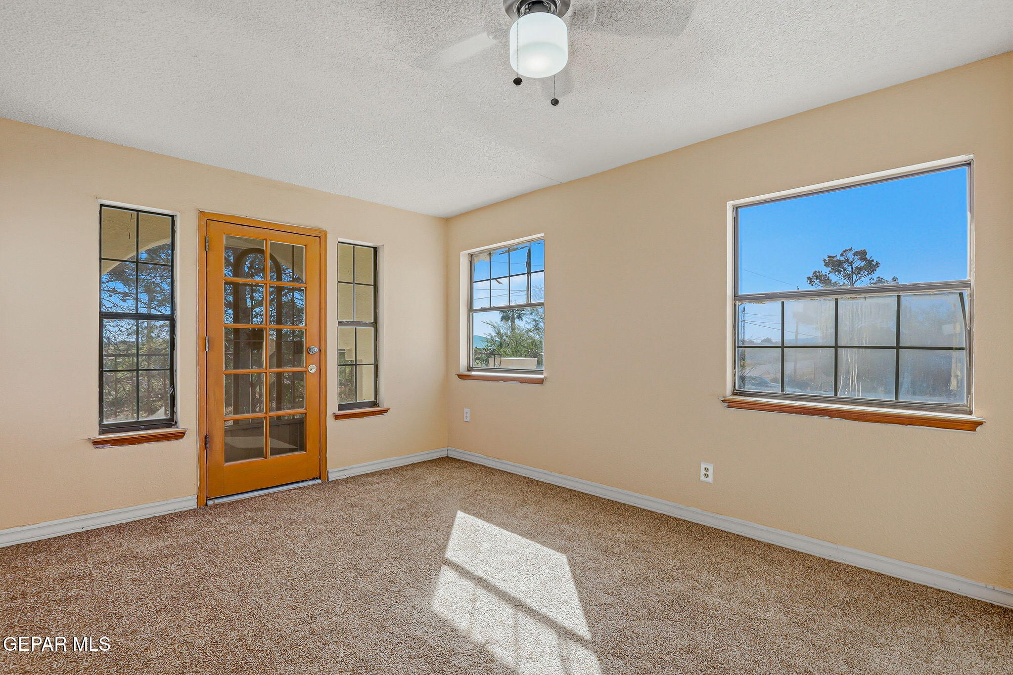 14573 B Van Fleet Road El Paso, TX 79938 - Photo 29 of 128 a view of an empty room with a window