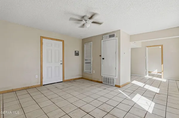 $695,000 | 14573 B Van Fleet Road, El Paso, TX 79938