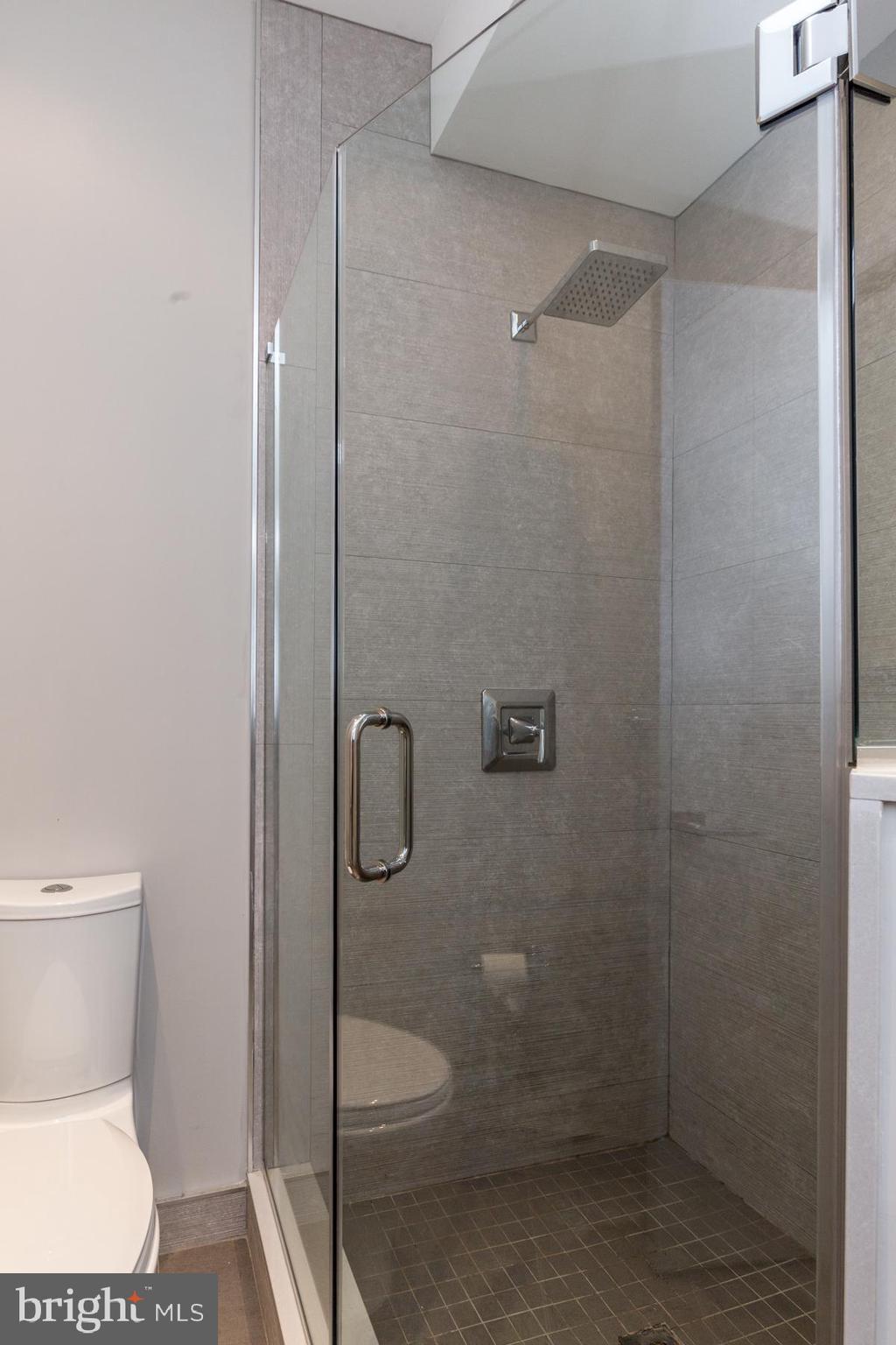 1815 Ranstead Street, Unit 1 Philadelphia, PA 19103 - Photo 23 of 27 a bathroom with a toilet and a shower