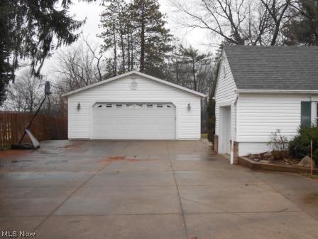 460 South Miller Road Akron, OH 44333 - Photo 3 of 18