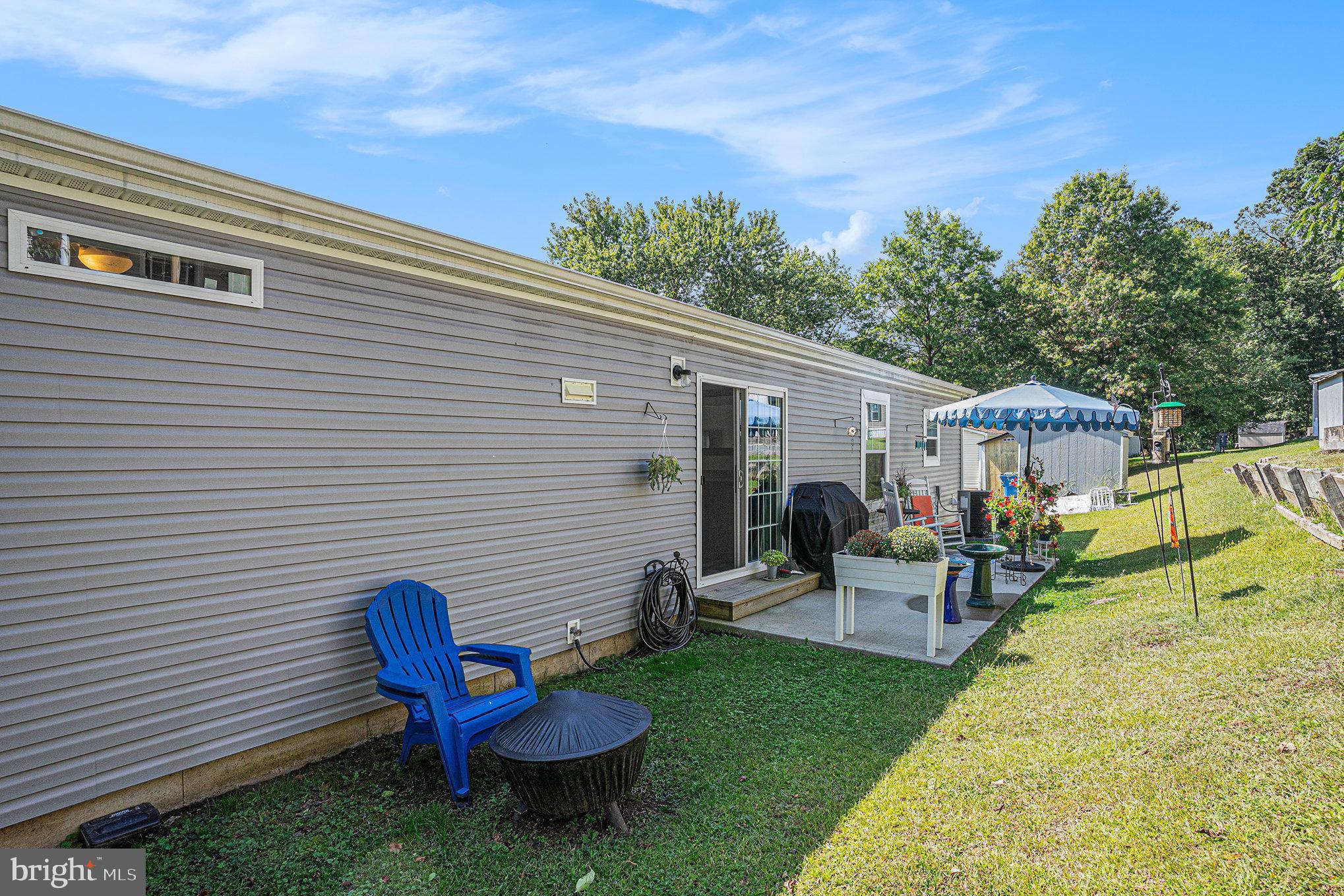 906 Lakeview Drive Green Lane, PA 18054 - Photo 30 of 37 a view of a patio in backyard