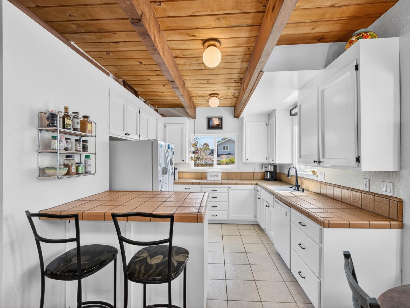 620 Sumner Street Santa Cruz, CA 95062 - Photo 13 of 71