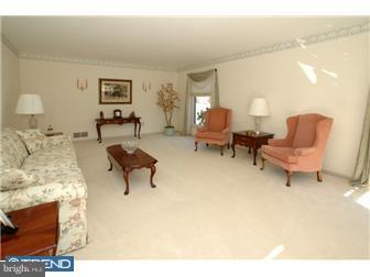 517 Plymouth Road Ambler, PA 19002 - Photo 7 of 12 Living Room
