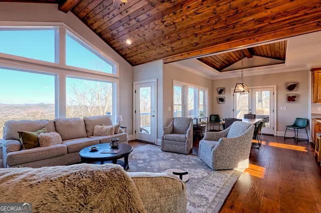 $799,900 | 916 Arbor Drive, Lakemont, GA 30552