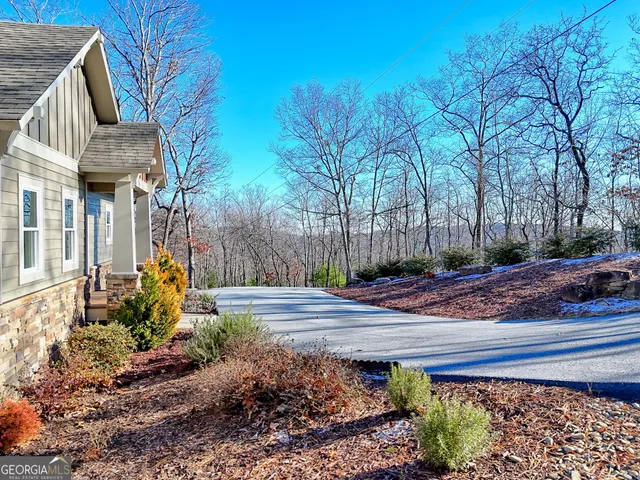 $799,900 | 916 Arbor Drive, Lakemont, GA 30552