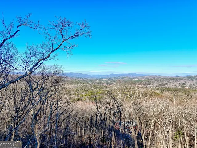 $799,900 | 916 Arbor Drive, Lakemont, GA 30552