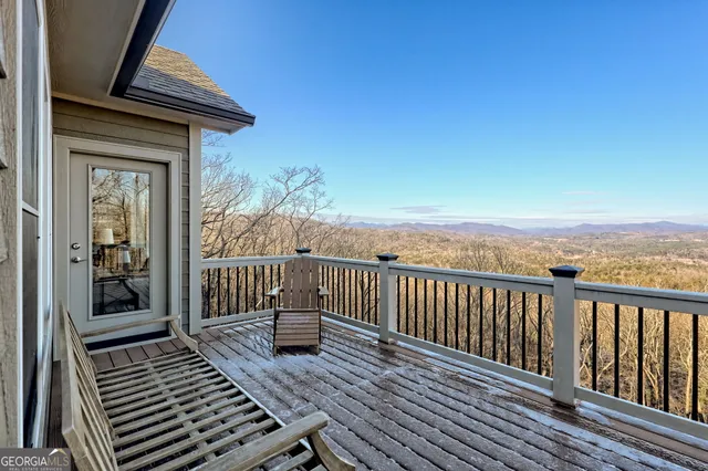 $799,900 | 916 Arbor Drive, Lakemont, GA 30552