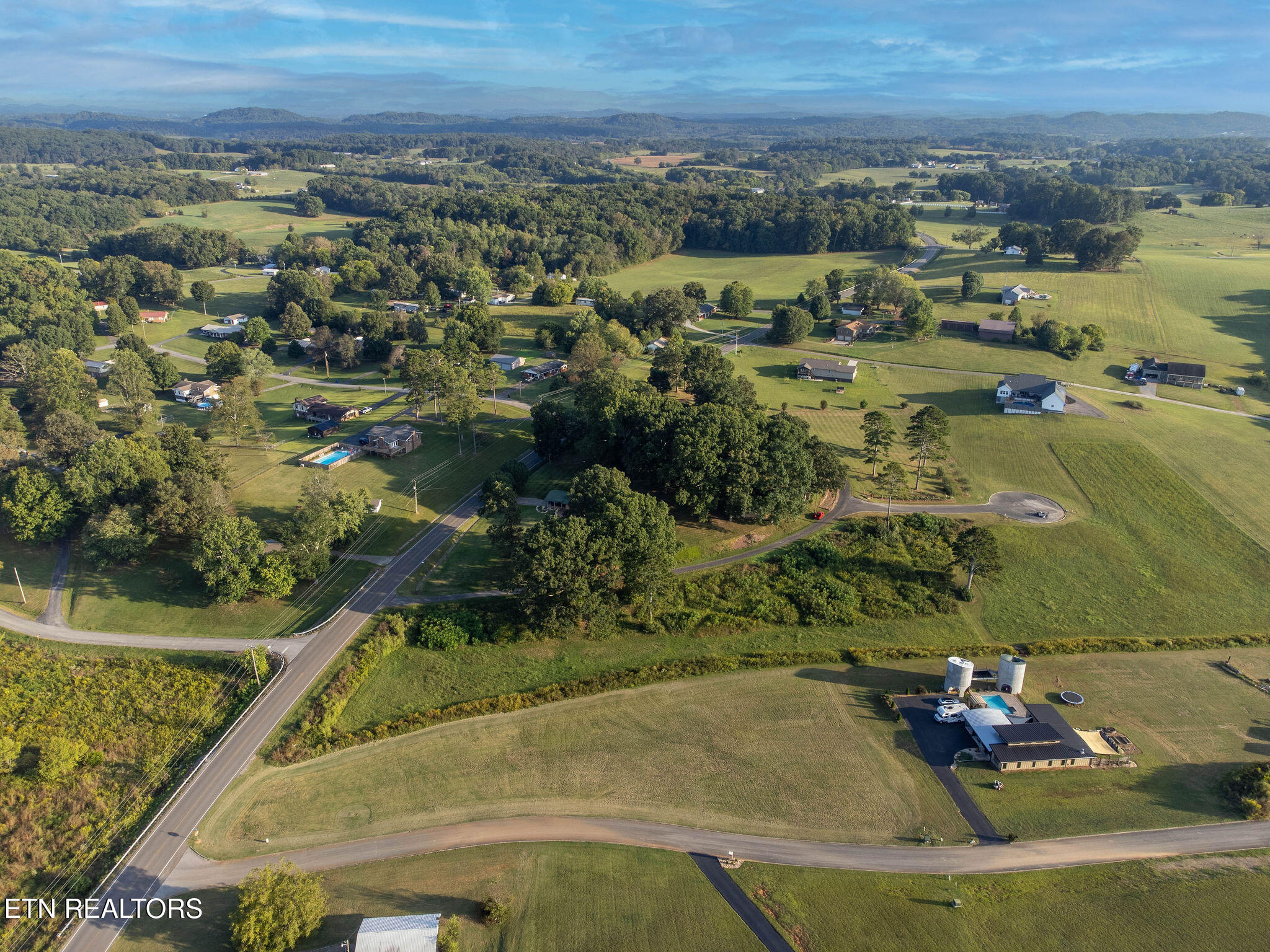 22920 Steekee Road Loudon, TN 37774 - Photo 3 of 8 S2