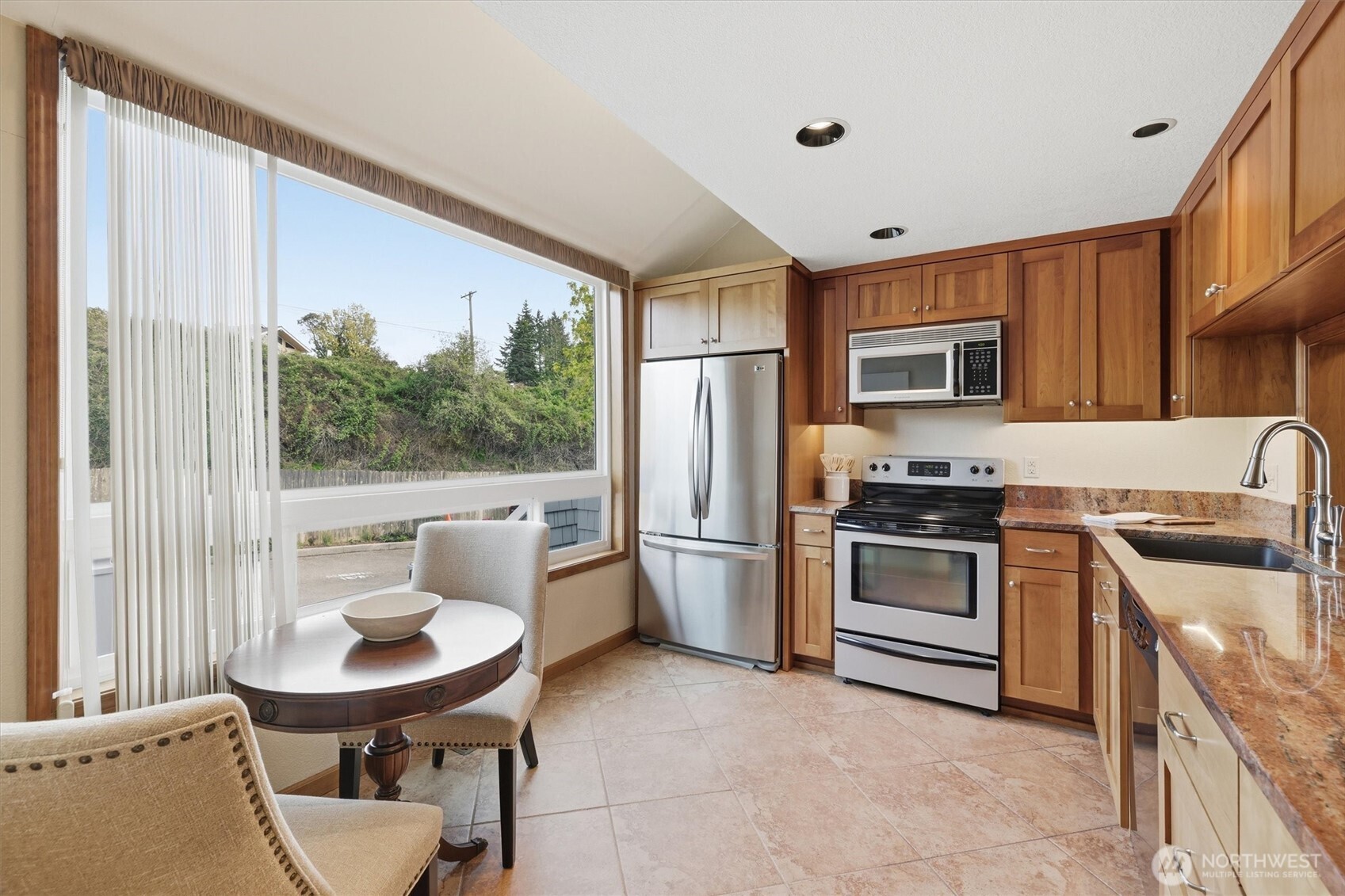 1668 South Wilton Road Tacoma, WA 98466 - Photo 6 of 40