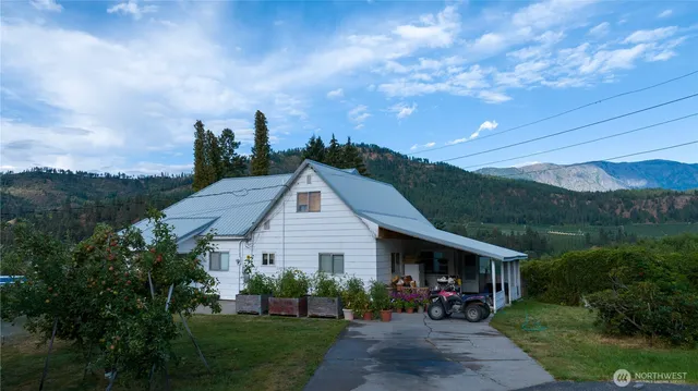 $945,000 | 8612 Ludwig Hill Road, Peshastin, WA 98847