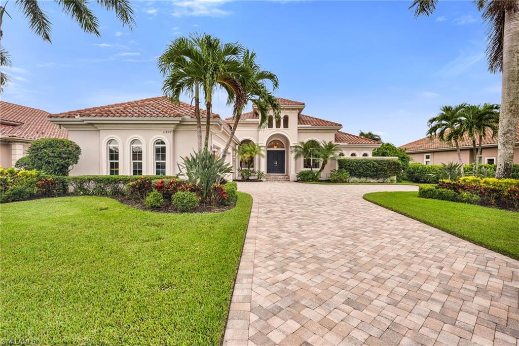 11978 Maidstone Court Naples, FL 34120 - Photo 5 of 44 Front of Home