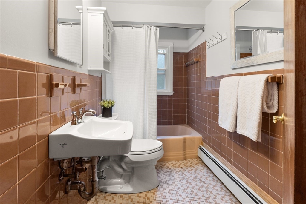 128 Dale Street Boston, MA 02131 - Photo 15 of 38