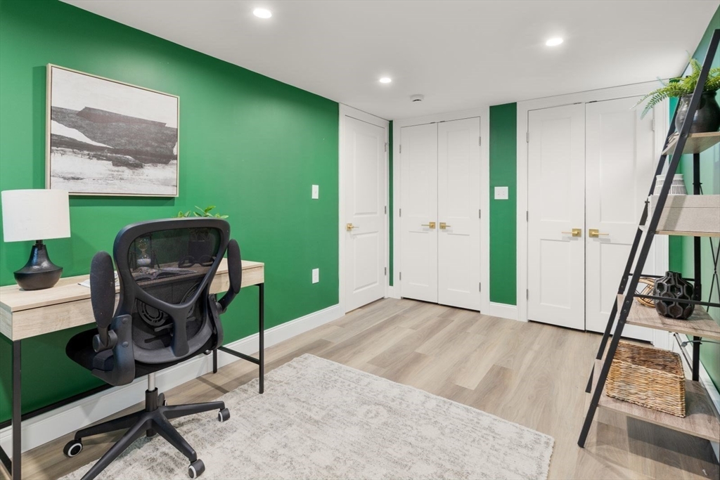 128 Dale Street Boston, MA 02131 - Photo 25 of 38