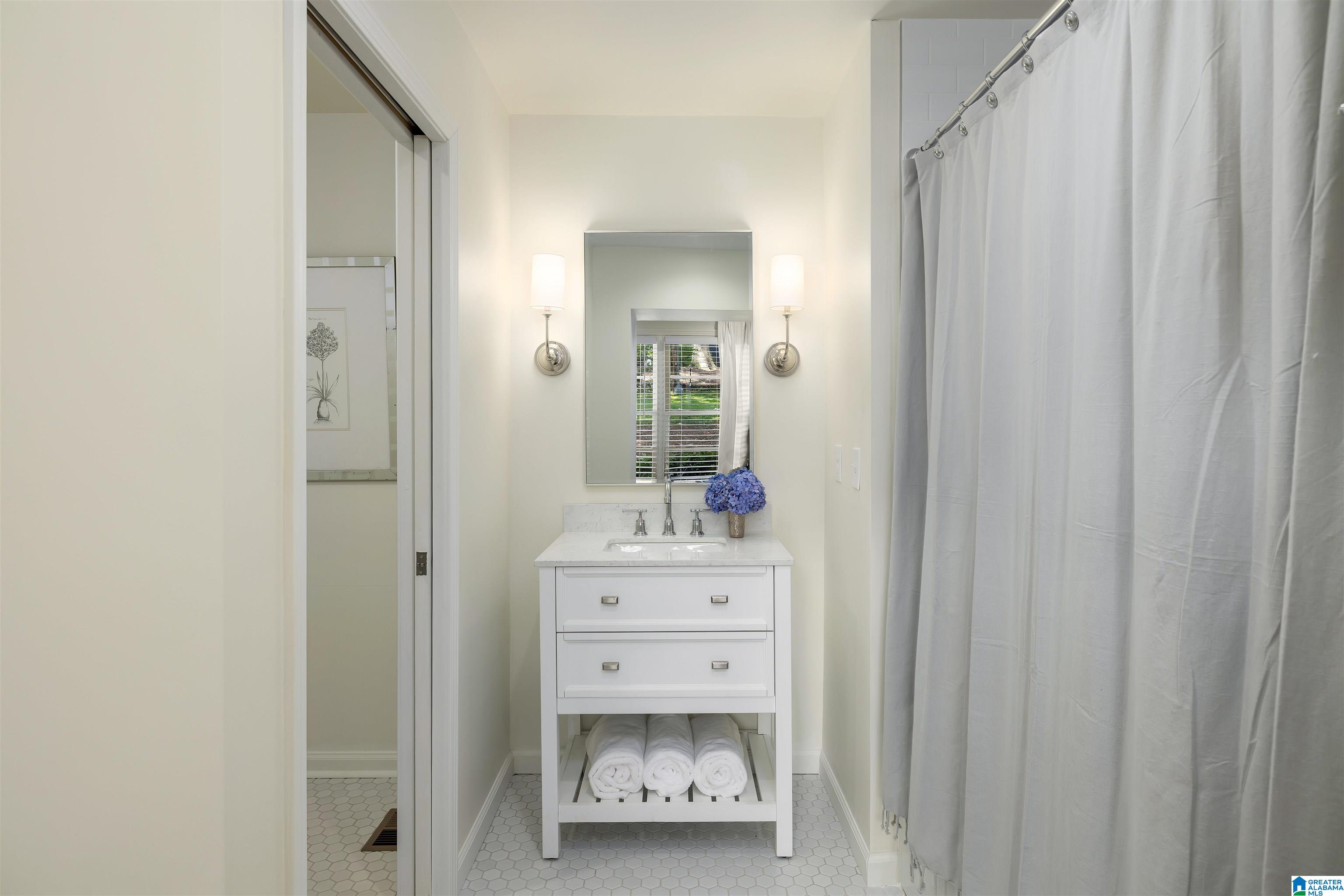 4228 Warren Road Birmingham, AL 35213 - Photo 29 of 41