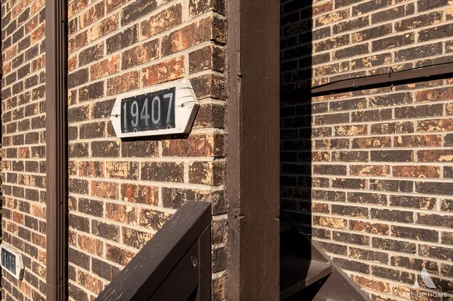 $100,000 | 19407 Oak Avenue, Country Club Hills, IL 60478