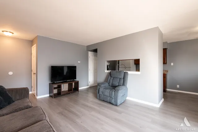 $100,000 | 19407 Oak Avenue, Country Club Hills, IL 60478