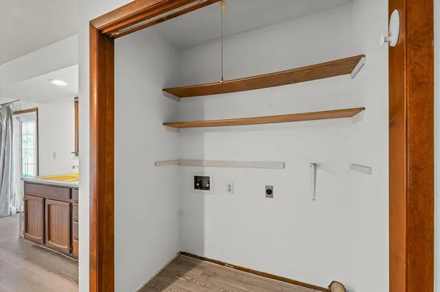 $135,000 | 323 North Co Road 2530 East, Newman, IL 61942