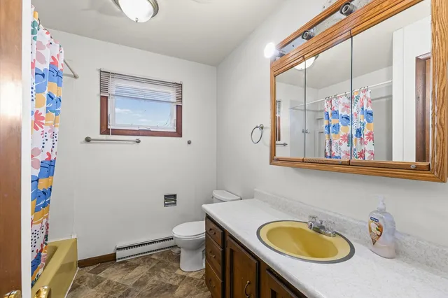 $135,000 | 323 North Co Road 2530 East, Newman, IL 61942