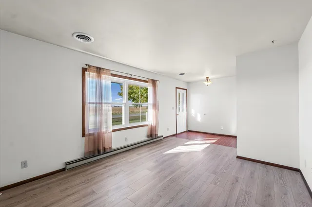 $135,000 | 323 North Co Road 2530 East, Newman, IL 61942