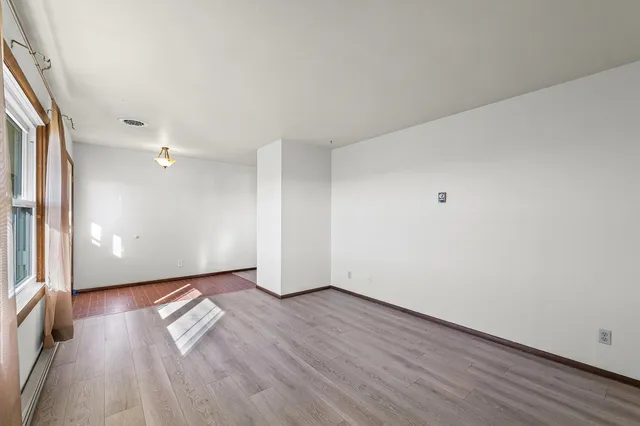 $135,000 | 323 North Co Road 2530 East, Newman, IL 61942