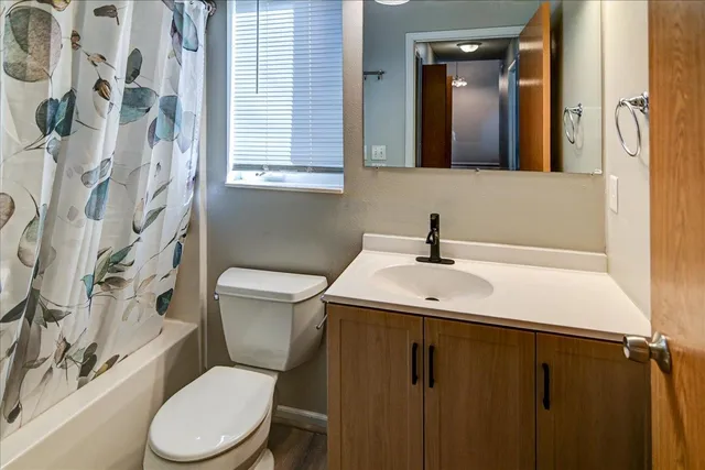 $2,450 | 5146 Great Gray Drive, Madison, WI 53718