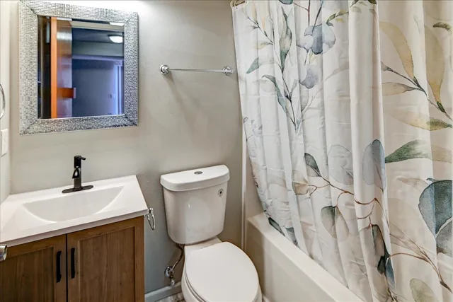 $2,450 | 5146 Great Gray Drive, Madison, WI 53718