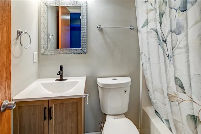 $2,450 | 5146 Great Gray Drive, Madison, WI 53718