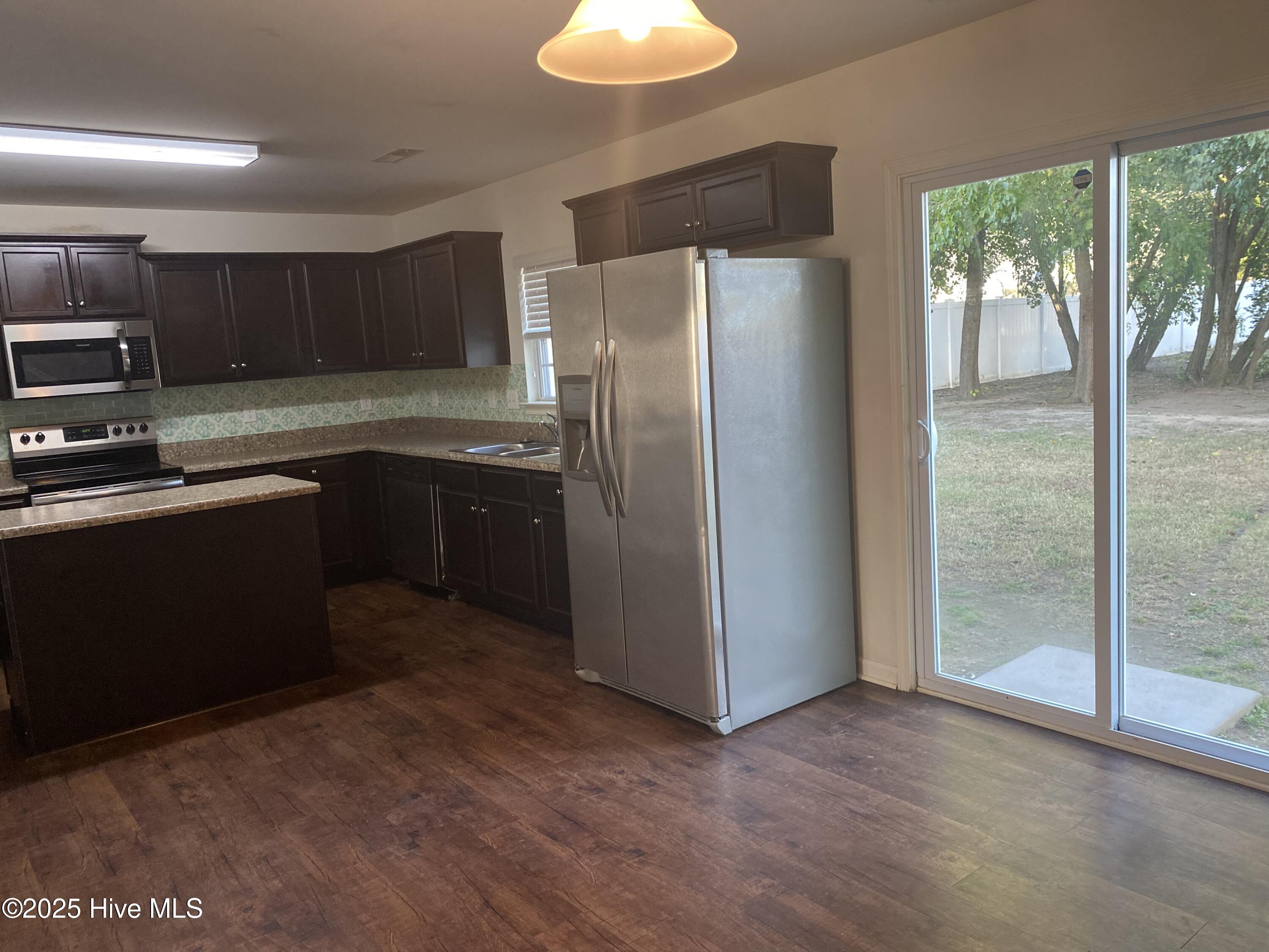 3556 Jetstream Drive Wilson, NC 27896 - Photo 12 of 20 IMG_5968