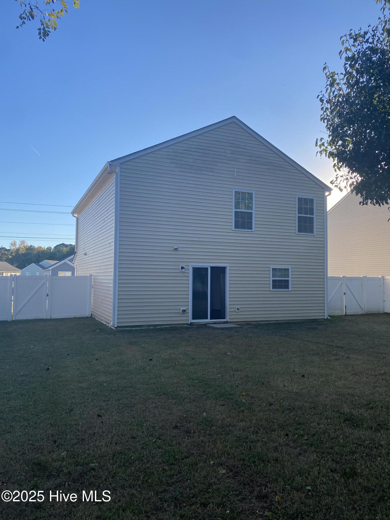 3556 Jetstream Drive Wilson, NC 27896 - Photo 3 of 20 IMG_5972