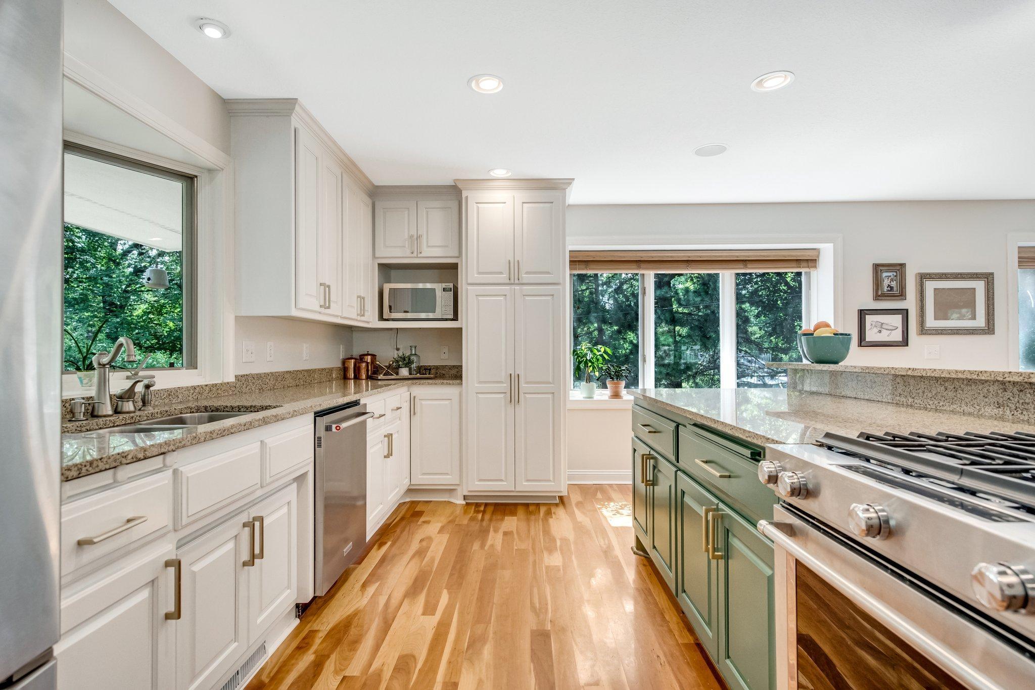 14334 Boys School Road Minnetonka, MN 55345 - Photo 14 of 44